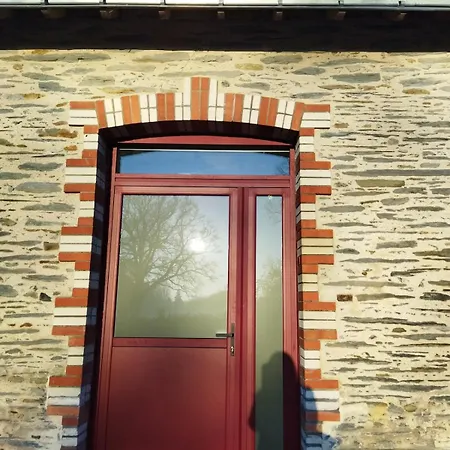 Le Kiosque De La Des Roses Et Atypique *
