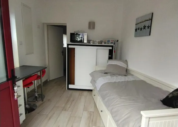 アパート Le Kiosque De La Des Roses Et Atypique *