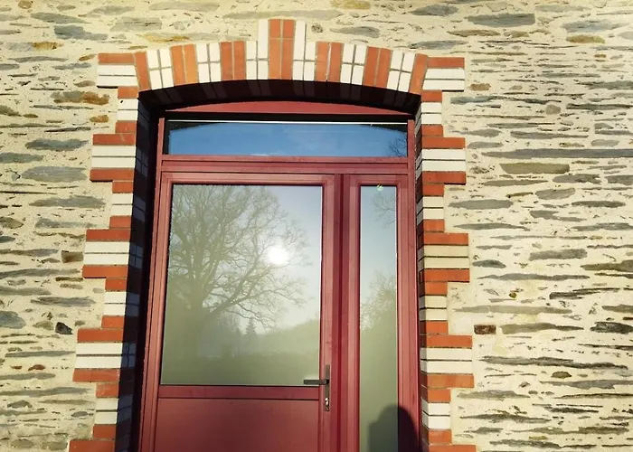 Le Kiosque De La Des Roses Et Atypique *